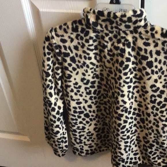 Girls jacket. - Picture 4 of 4